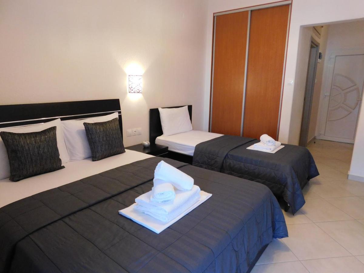 Anna House 4 Hotel ซาร์ตี ภายนอก รูปภาพ